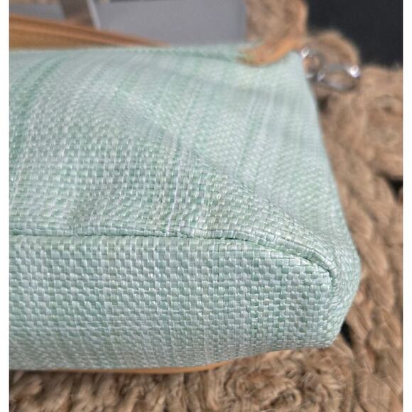 Vera Bradley Tropical Pattern Clutch Mint Green - Picture 5 of 7